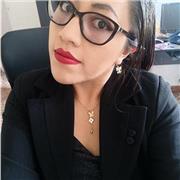 Jóvenes de secundaria y universidad